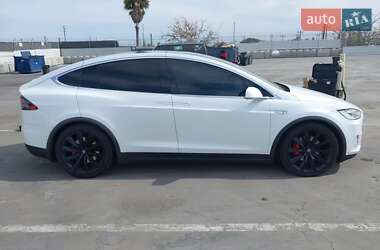 Внедорожник / Кроссовер Tesla Model X 2016 в 