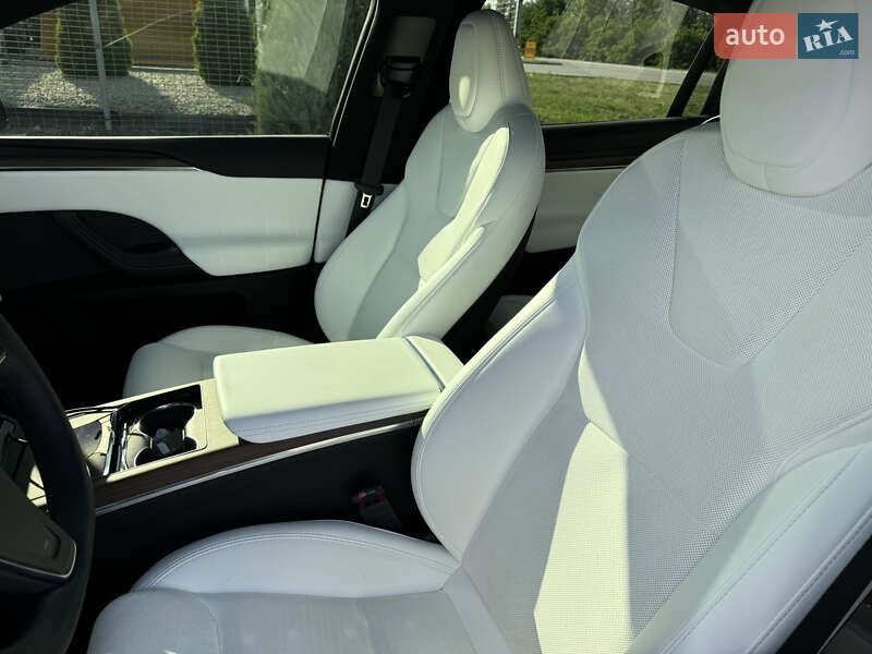 Внедорожник / Кроссовер Tesla Model X 2023 в Днепре
