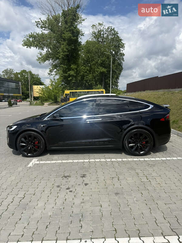 Внедорожник / Кроссовер Tesla Model X 2019 в Тернополе