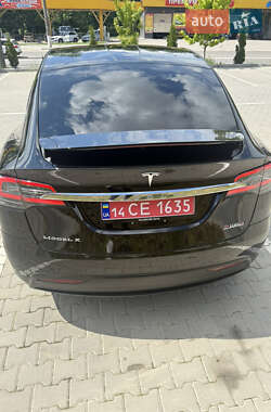 Внедорожник / Кроссовер Tesla Model X 2019 в 