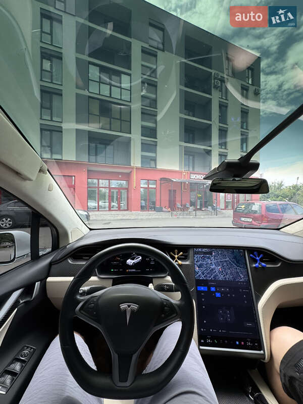 Внедорожник / Кроссовер Tesla Model X 2018 в Киеве