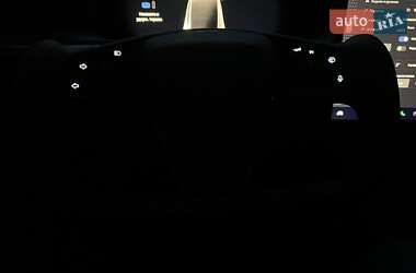 Позашляховик / Кросовер Tesla Model X 2022 в 