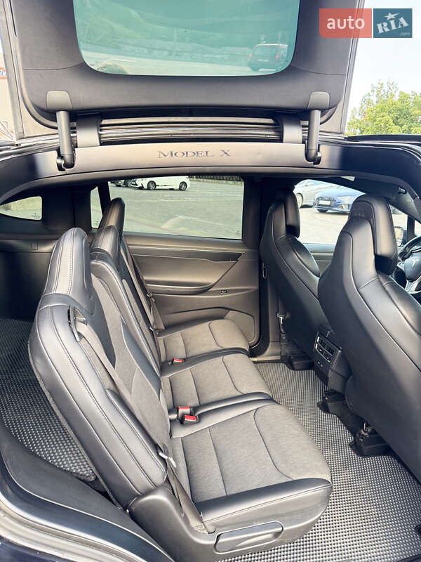 Позашляховик / Кросовер Tesla Model X 2017 в Харкові