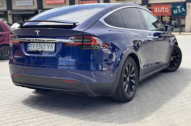 Внедорожник / Кроссовер Tesla Model X 2016 в 