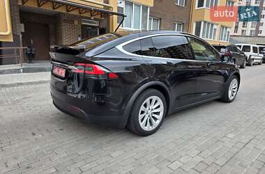 Внедорожник / Кроссовер Tesla Model X 2017 в 