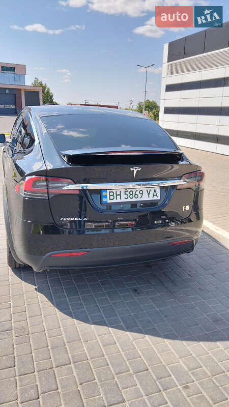 Позашляховик / Кросовер Tesla Model X 2017 в Одесі