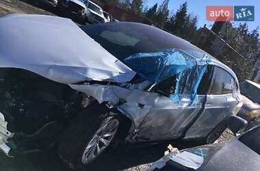 Позашляховик / Кросовер Tesla Model X 2021 в 