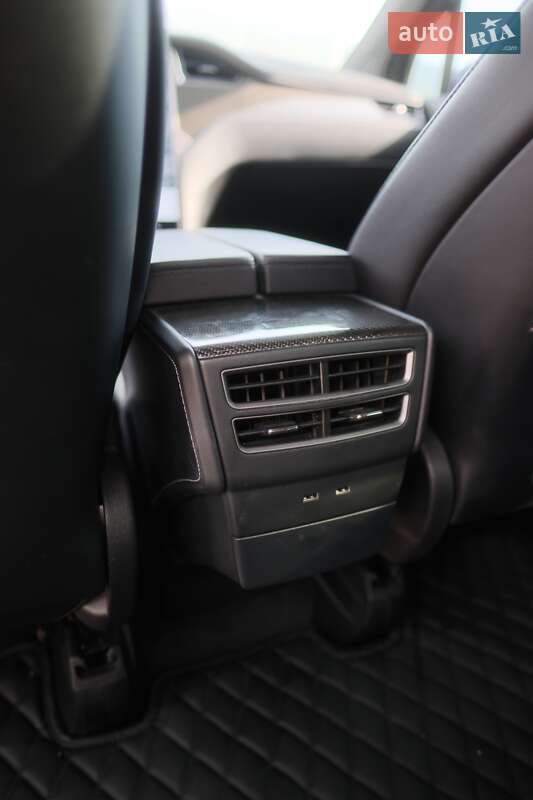 Внедорожник / Кроссовер Tesla Model X 2019 в Львове фото 35 Внедорожник / Кроссовер Tesla Model X 2019 в Львове