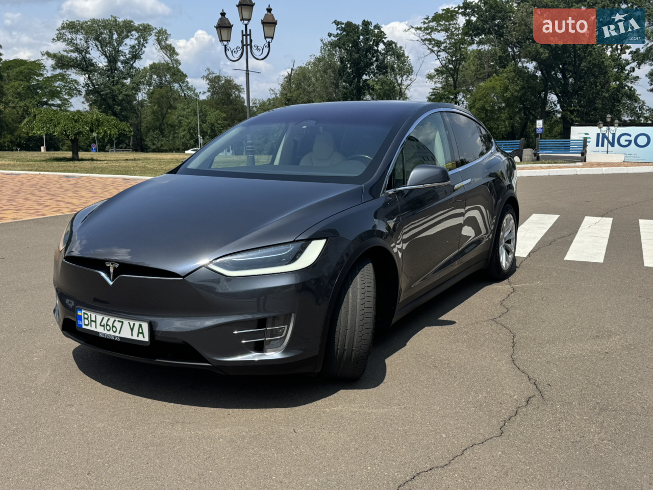 2016 Tesla Model X - мініатюра 27