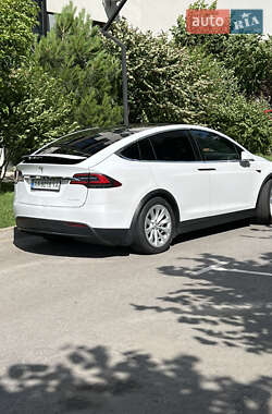 Внедорожник / Кроссовер Tesla Model X 2020 в 