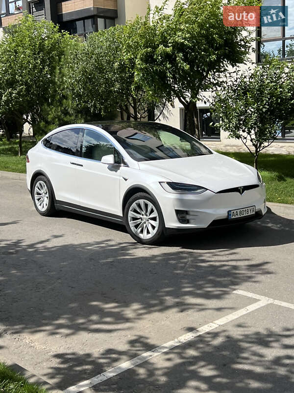 Внедорожник / Кроссовер Tesla Model X 2020 в Киеве