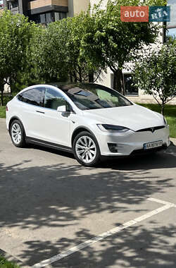 Внедорожник / Кроссовер Tesla Model X 2020 в 