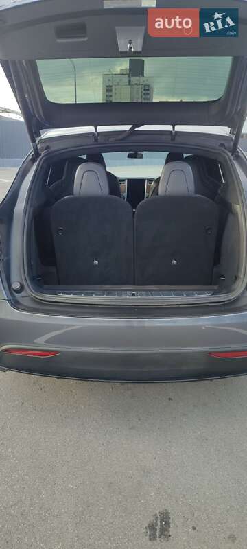 Внедорожник / Кроссовер Tesla Model X 2017 в Киеве
