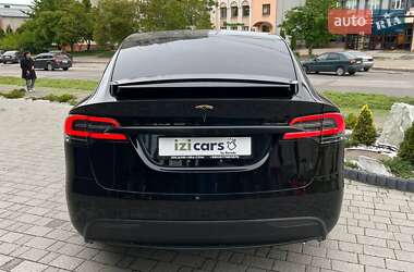 Позашляховик / Кросовер Tesla Model X 2017 в 
