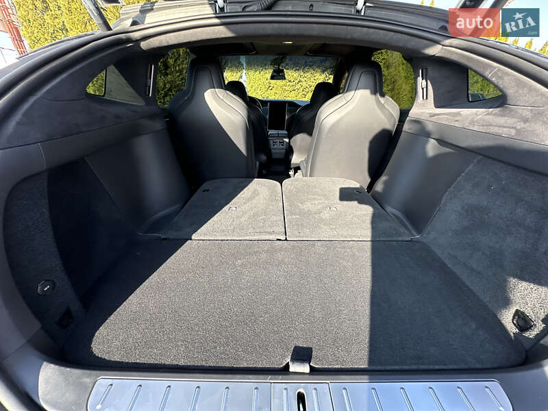 Позашляховик / Кросовер Tesla Model X 2018 в Львові