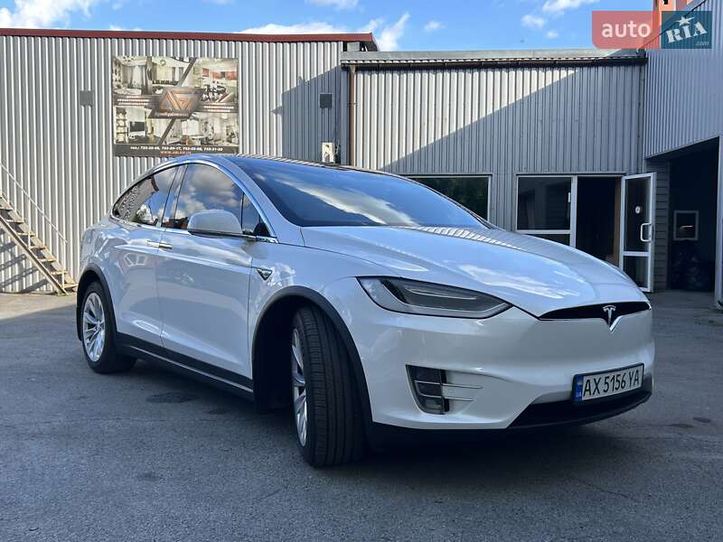 Внедорожник / Кроссовер Tesla Model X 2020 в Харькове