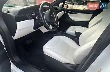 Внедорожник / Кроссовер Tesla Model X 2020 в 