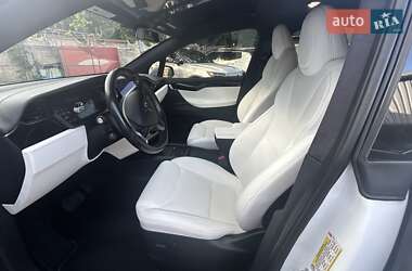 Внедорожник / Кроссовер Tesla Model X 2020 в 