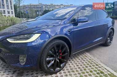 Внедорожник / Кроссовер Tesla Model X 2019 в 