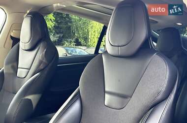 Внедорожник / Кроссовер Tesla Model X 2017 в 