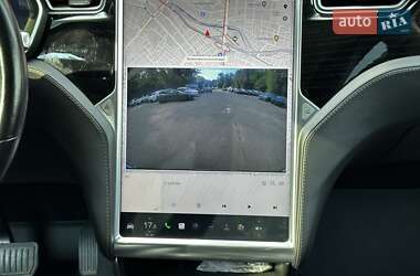 Внедорожник / Кроссовер Tesla Model X 2017 в 