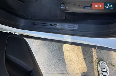 Позашляховик / Кросовер Tesla Model X 2019 в 
