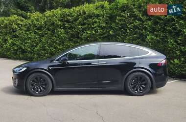 Внедорожник / Кроссовер Tesla Model X 2018 в 