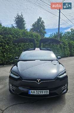 Внедорожник / Кроссовер Tesla Model X 2018 в 