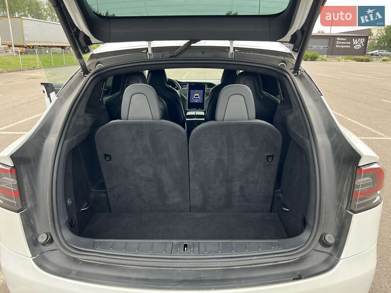 Позашляховик / Кросовер Tesla Model X 2019 в Ковелі