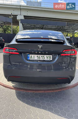 Позашляховик / Кросовер Tesla Model X 2017 в 