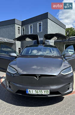 Позашляховик / Кросовер Tesla Model X 2017 в 