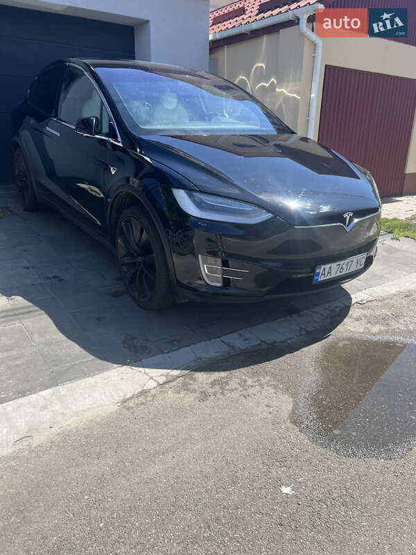 Позашляховик / Кросовер Tesla Model X 2019 в Києві фото 5 Позашляховик / Кросовер Tesla Model X 2019 в Києві