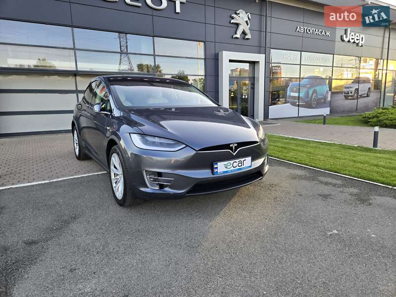 Позашляховик / Кросовер Tesla Model X 2018 в Києві фото 5 Позашляховик / Кросовер Tesla Model X 2018 в Києві