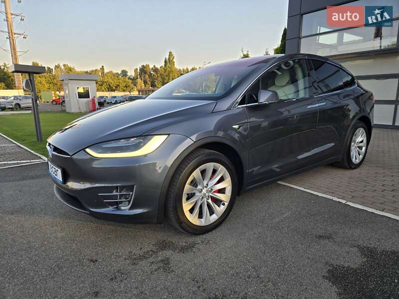 Позашляховик / Кросовер Tesla Model X 2018 в Києві фото 19 Позашляховик / Кросовер Tesla Model X 2018 в Києві