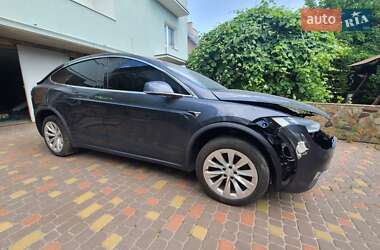 Внедорожник / Кроссовер Tesla Model X 2017 в 