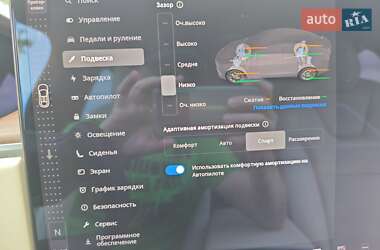 Внедорожник / Кроссовер Tesla Model X 2023 в 