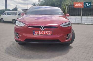 Позашляховик / Кросовер Tesla Model X 2016 в 
