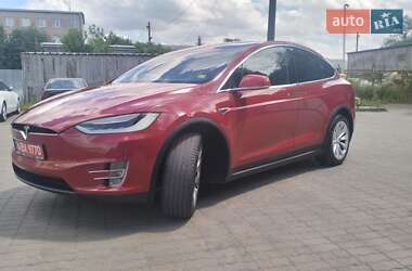 Позашляховик / Кросовер Tesla Model X 2016 в 