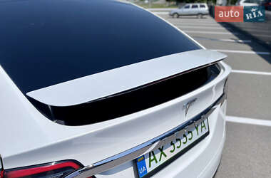 Внедорожник / Кроссовер Tesla Model X 2018 в 