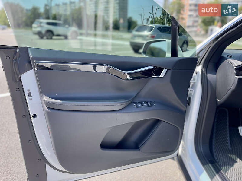 Внедорожник / Кроссовер Tesla Model X 2018 в Харькове фото 23 Внедорожник / Кроссовер Tesla Model X 2018 в Харькове