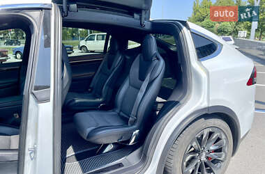 Внедорожник / Кроссовер Tesla Model X 2018 в 