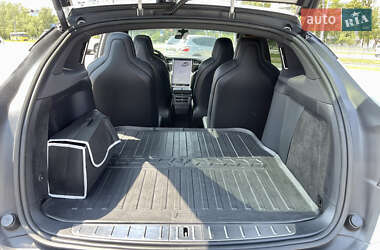 Внедорожник / Кроссовер Tesla Model X 2018 в 