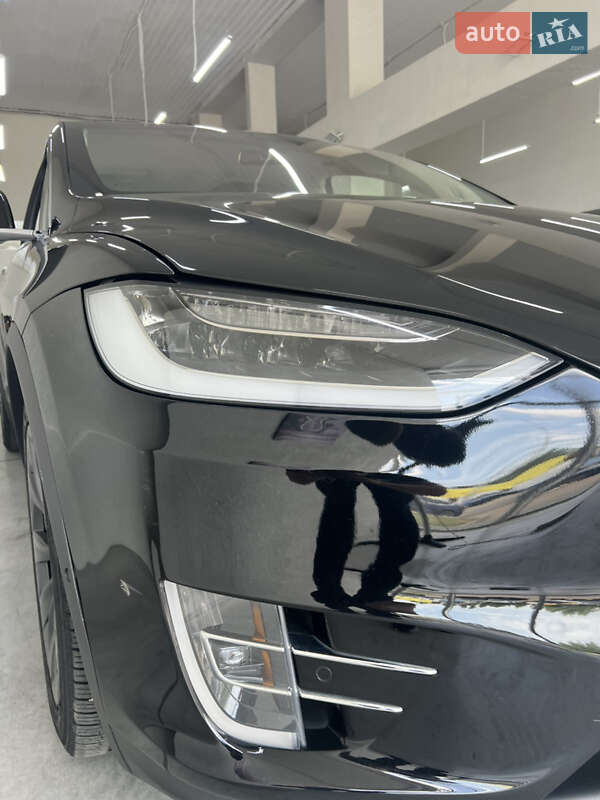 Внедорожник / Кроссовер Tesla Model X 2018 в Киеве