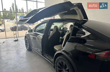 Внедорожник / Кроссовер Tesla Model X 2018 в 