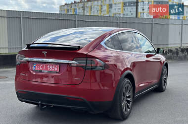Внедорожник / Кроссовер Tesla Model X 2016 в 