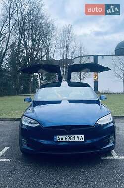 Позашляховик / Кросовер Tesla Model X 2016 в Києві