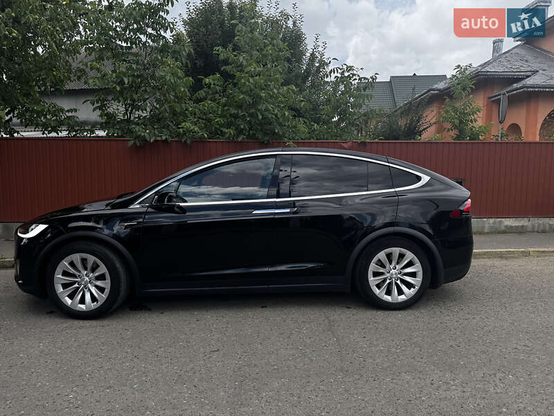 Позашляховик / Кросовер Tesla Model X 2018 в Чернівцях фото 3 Позашляховик / Кросовер Tesla Model X 2018 в Чернівцях