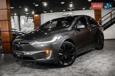 Внедорожник / Кроссовер Tesla Model X 2020 в 