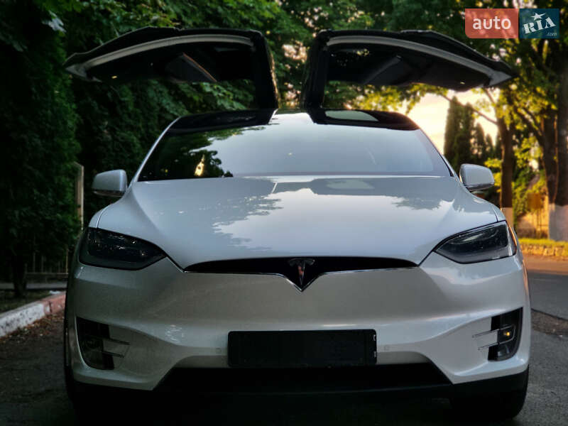 Внедорожник / Кроссовер Tesla Model X 2018 в Киеве фото 19 Внедорожник / Кроссовер Tesla Model X 2018 в Киеве