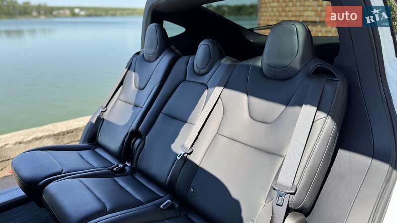 Позашляховик / Кросовер Tesla Model X 2019 в Кропивницькому